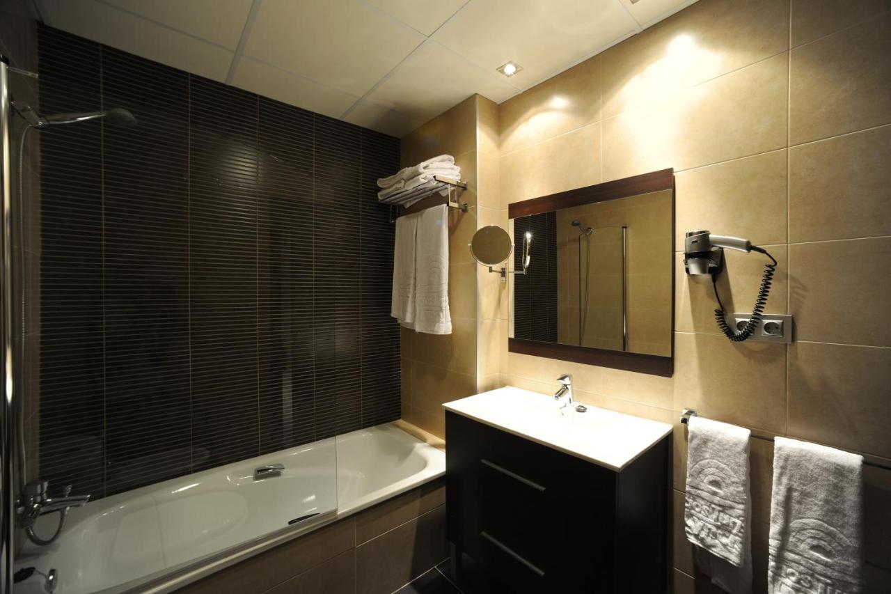 Leo Deluxe Punta Umbria (Adults Only) Apartment ภายนอก รูปภาพ