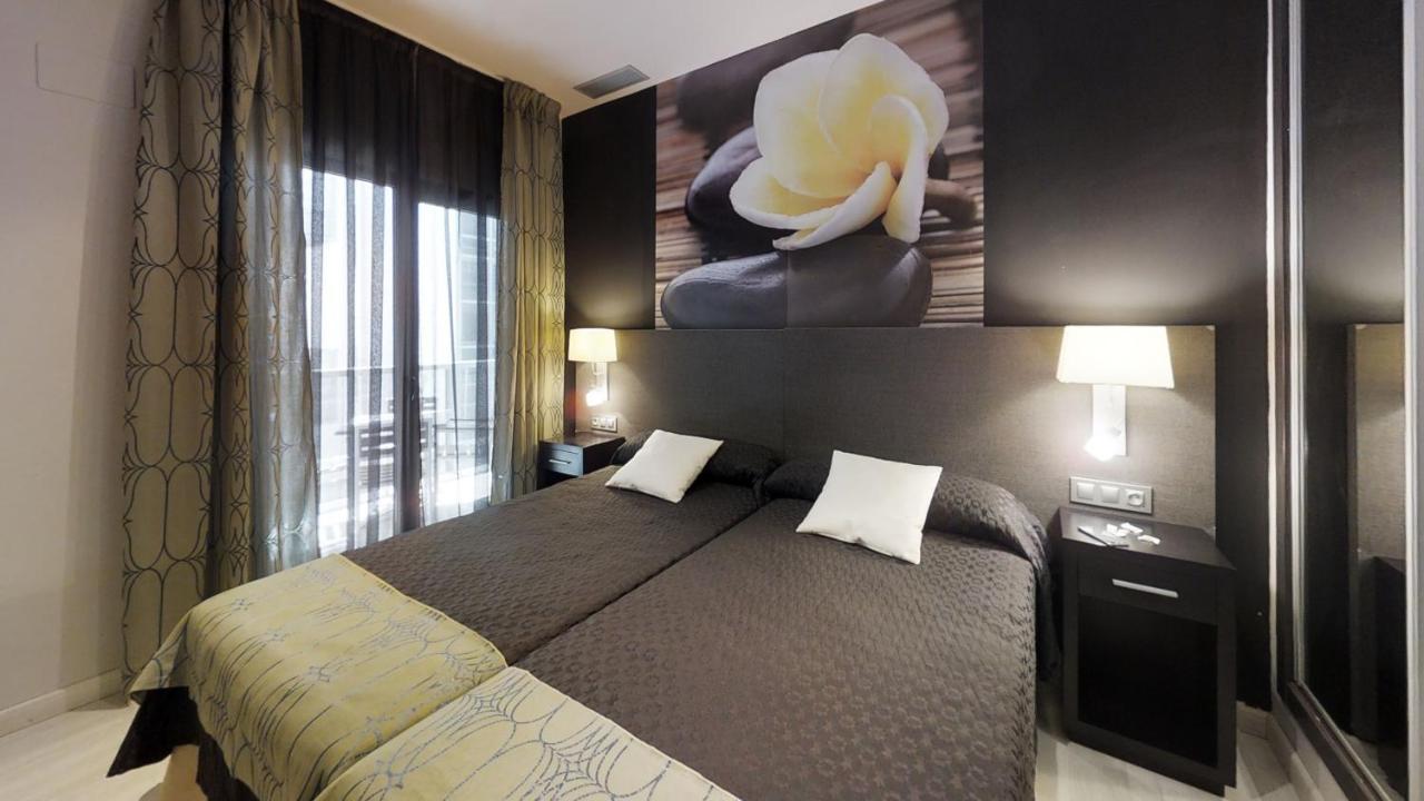 Leo Deluxe Punta Umbria (Adults Only) Apartment ภายนอก รูปภาพ