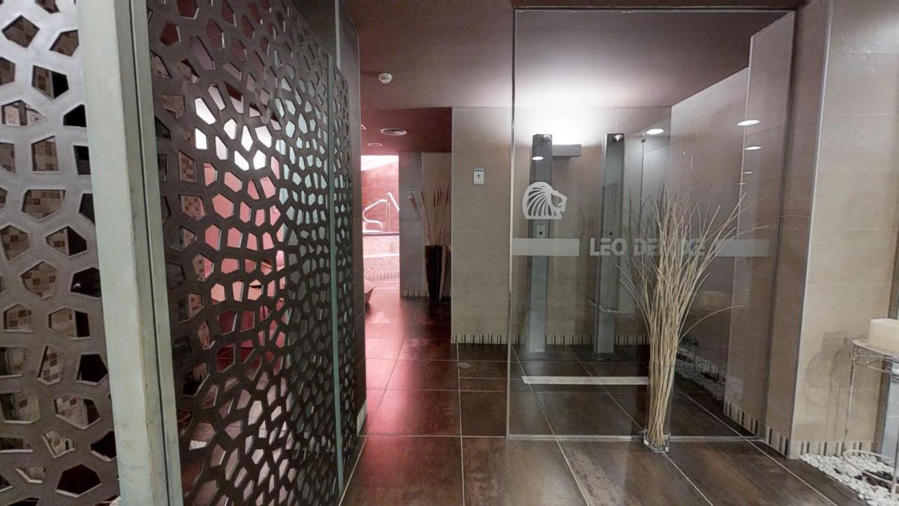 Leo Deluxe Punta Umbria (Adults Only) Apartment ภายนอก รูปภาพ